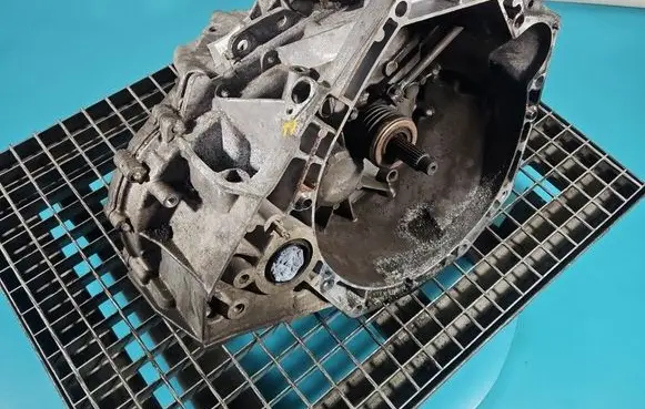 Renault Express Manual 5 speed gearbox TL4382 IMPRK1559683