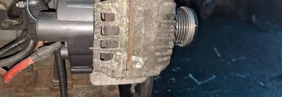 Opel Tigra B Generator/alternator 2542851b