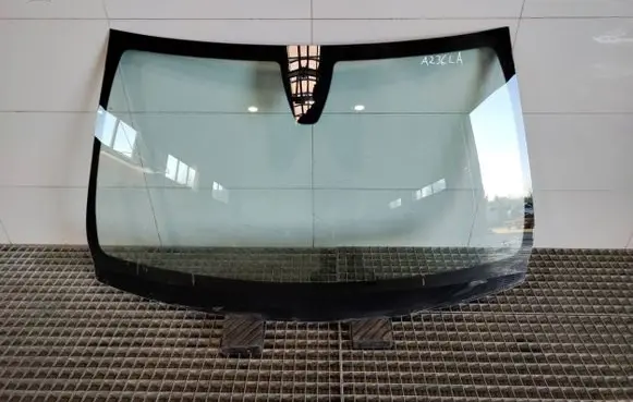 Mercedes-Benz CLA C117 X117 W117 Front windscreen/windshield window 