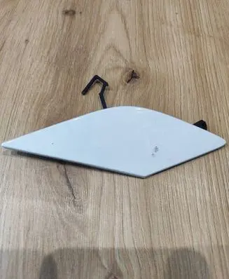 Peugeot 308 Front tow hook cap/cover 9837864980