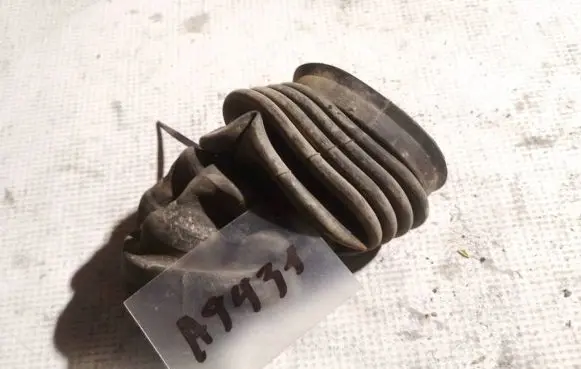Skoda Octavia Mk1 (1U) Air intake hose/pipe