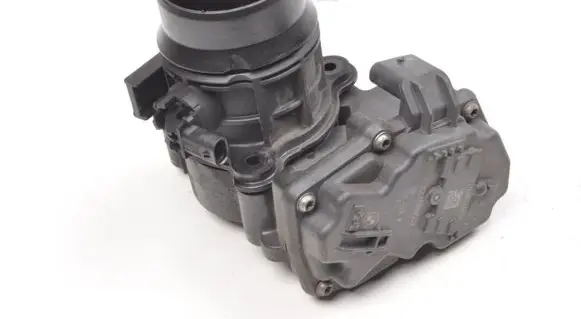 BMW 1 F20 F21 Electric throttle body valve 8512452