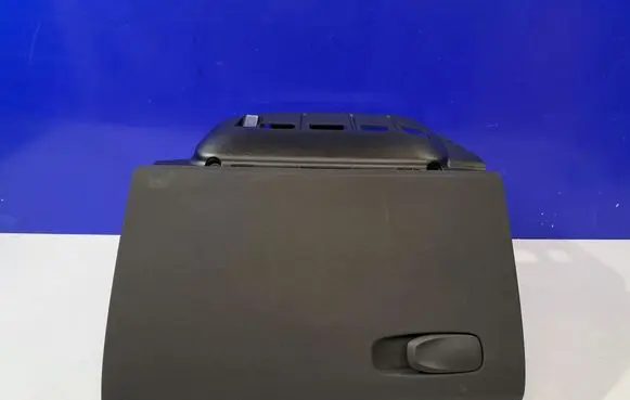 Polestar 2 Glove box 31688609 32372442