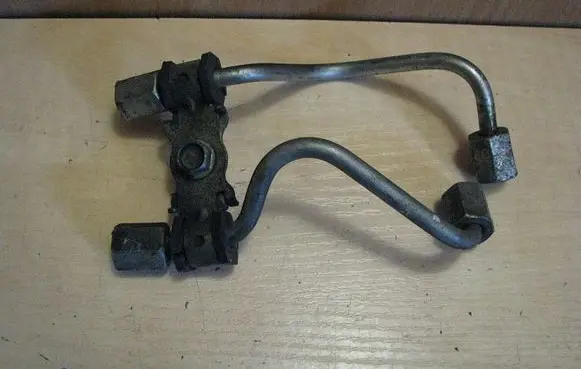 Honda Civic Fuel injector supply line/pipe 