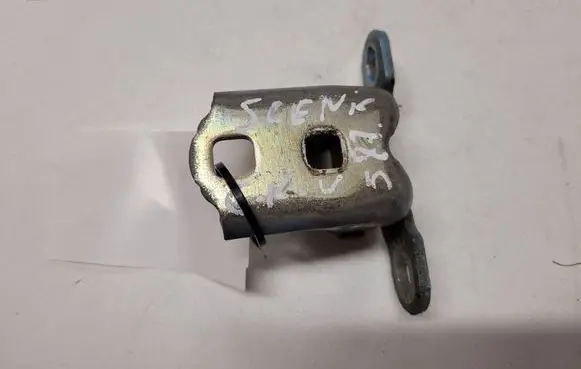 Renault Scenic II - Grand scenic II Rear door upper hinge