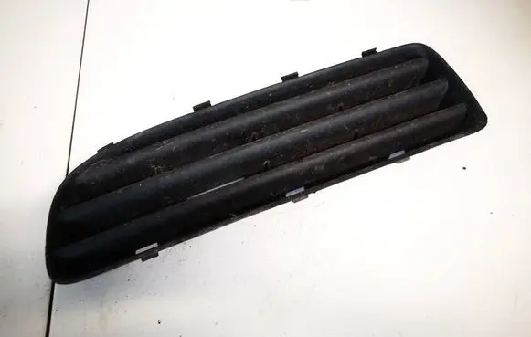 Front bumper lower grill