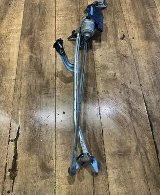 Mercedes-Benz C W205 Front wiper linkage and motor A2058200940 3397021694