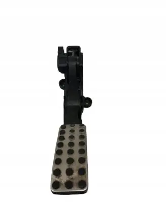 Mercedes-Benz A W169 Accelerator throttle pedal A1693000904