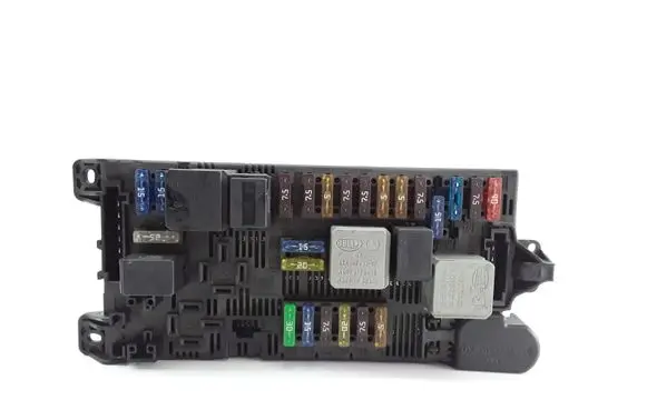 Mercedes-Benz E W211 Fuse module 2115453901