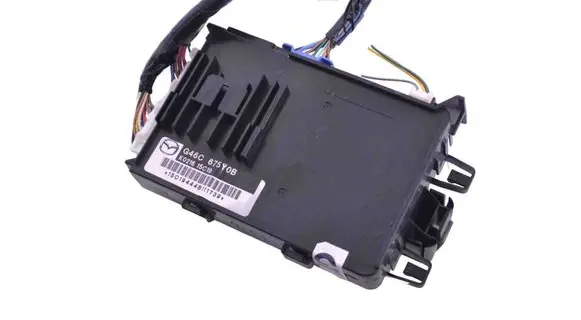 Mazda 3 II Central body control module G46C675Y0B