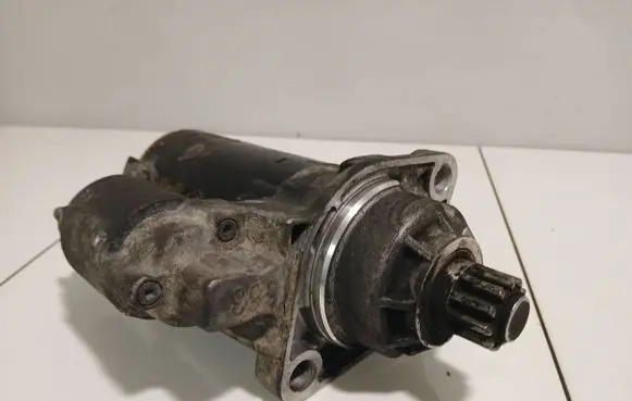 Volkswagen PASSAT B6 Starter motor