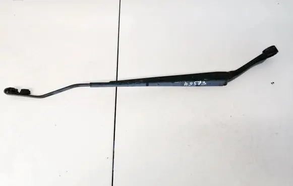 Nissan NV200 Front wiper blade arm