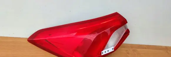 Ford Focus Rear/tail lights JX7B13405AC