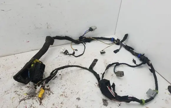 BMW 5 E34 Front door wiring loom 8351727