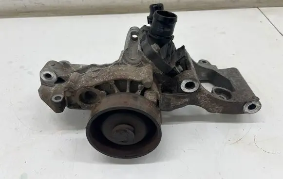 Mini Clubman F54 Water pump 8575850