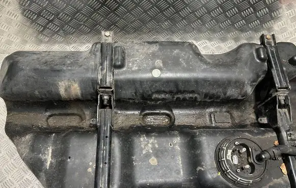 Iveco Daily 4th gen Fuel tank 504135947