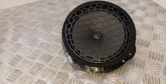 Audi A3 S3 8V Front door speaker 8V0035415