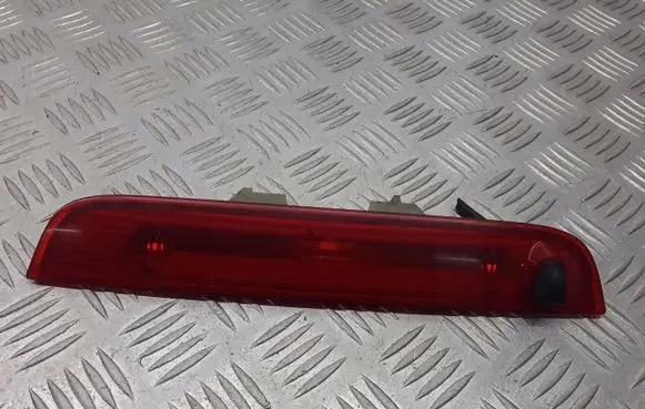 Ford Fusion Third/center stoplight