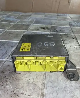 Mazda 6 Airbag control unit/module G31A57K30B