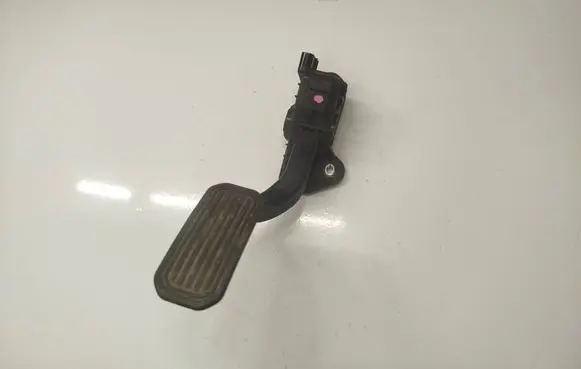 Lexus RX 330 - 350 - 400H Accelerator throttle pedal 7812048090 1988003050