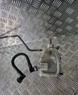 Master brake cylinder