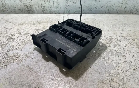 Volkswagen Golf V Comfort/convenience module 3C0959433K 60455H038