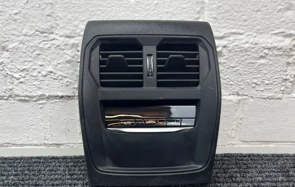 BMW 3 G20 G21 Rear air vent grill 6836650 9493012 5HB01351208