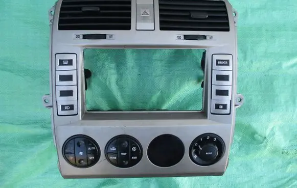 KIA Carnival Climate control unit K53B