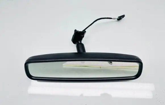 Rear view mirror (interior)