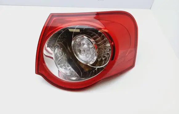 Volkswagen PASSAT B6 Rear/tail lights 3C9945096N