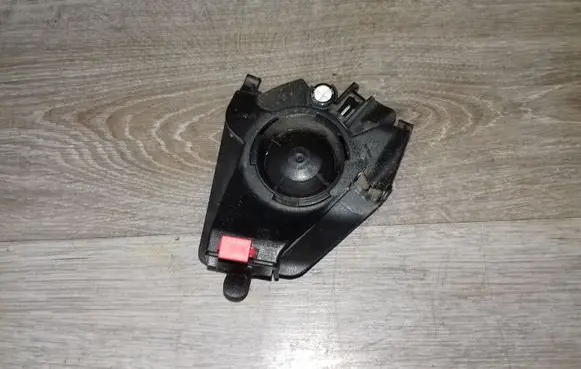Volvo V70 Parcel shelf speaker 8633993