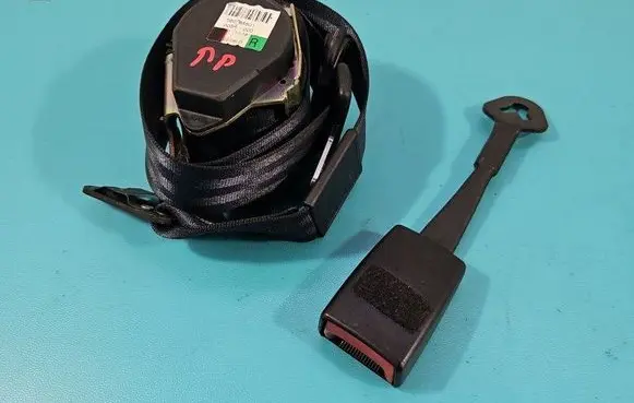 Audi A4 S4 B6 8E 8H Front seatbelt 560788501 IMPRK1453378