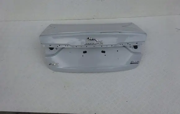 Jaguar XF X260 Tailgate/trunk/boot lid