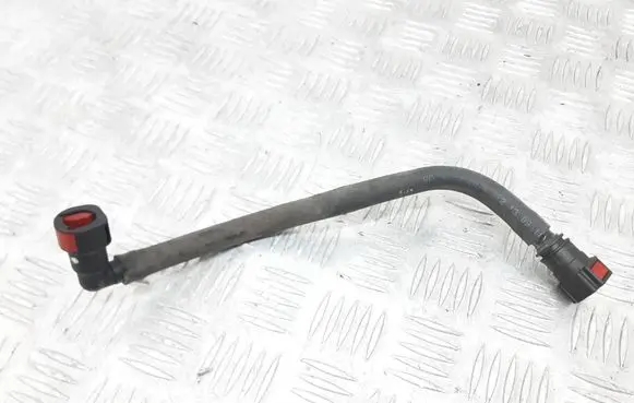 Volvo V50 Fuel line pipe 30742372