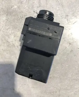 Mercedes-Benz Vito Viano W639 Ignition lock 6395450508