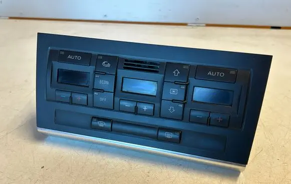 Audi A4 S4 B7 8E 8H Climate control unit 8E0820043BJ