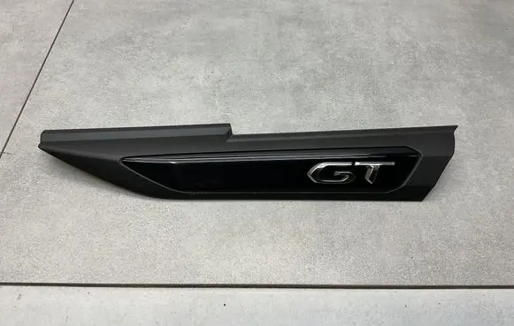 Peugeot 2008 II Fender trim (molding) 9825861580