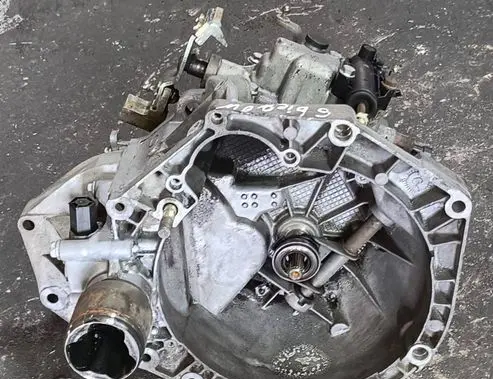 Fiat Panda II Manual 6 speed gearbox 5518688