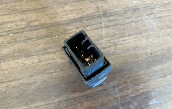 KIA Sorento Quarter vent window switch 
