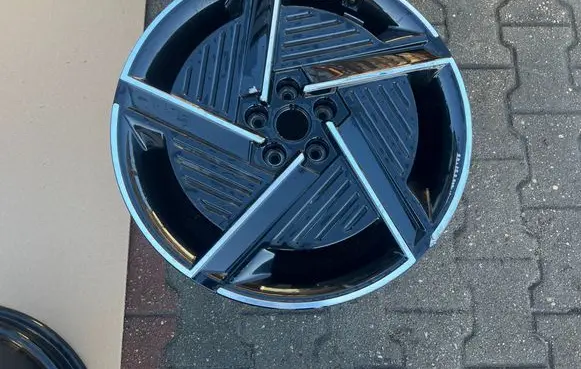 Hyundai Ioniq R20 alloy rim 52910-G1710