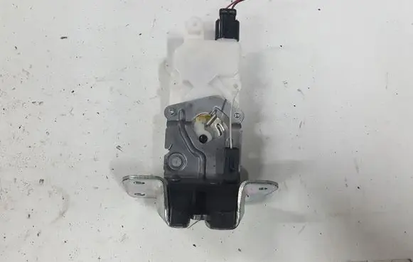 Citroen C-Crosser Tailgate/trunk/boot lock/catch/latch