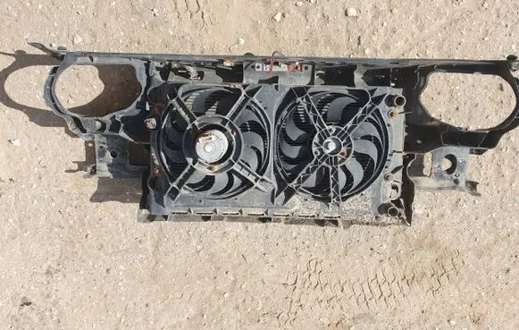 Volkswagen Golf III Radiator support slam panel