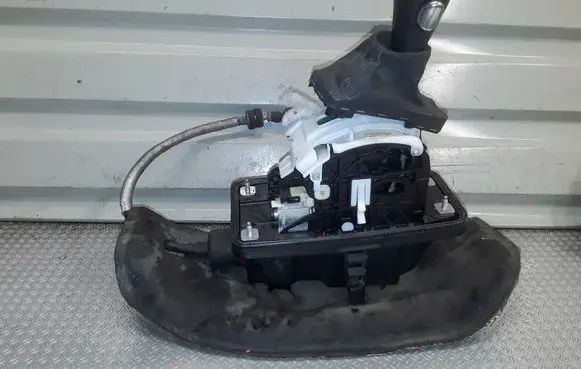 Audi A6 S6 C6 4F Gear shifter/selector 4F1713041N
