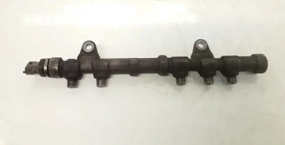 Fuel main line pipe