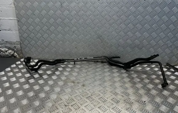 Volkswagen Phaeton Engine coolant pipe/hose 3D0121065