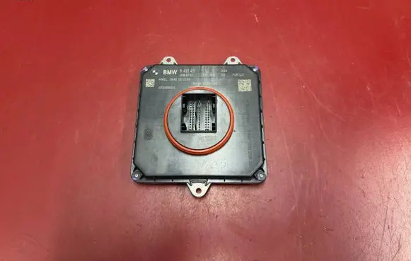 BMW X3 G01 LED ballast control module 8491411