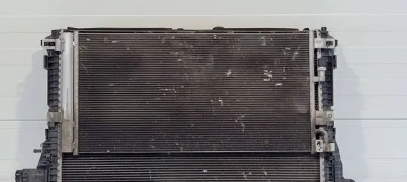 Audi RS6 C8 Coolant radiator 4k0121251E.