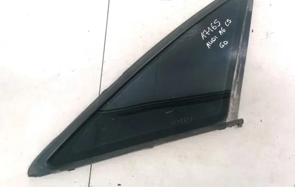 Audi A6 S6 C5 4B Rear side window