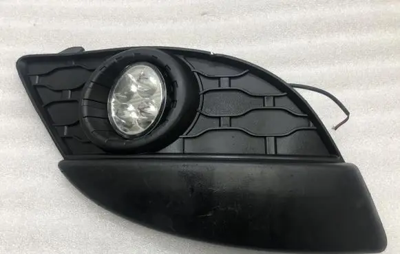 Renault Twingo II Front bumper lower grill