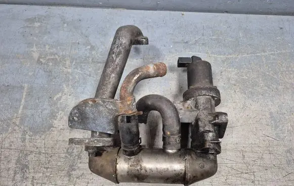 KIA Sorento EGR valve 28410-4A100